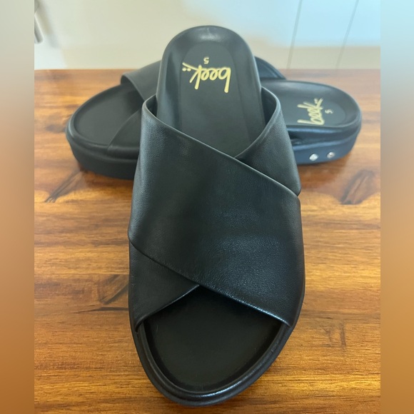 beek Shoes - beek Black Cross-Band Slide Sandals